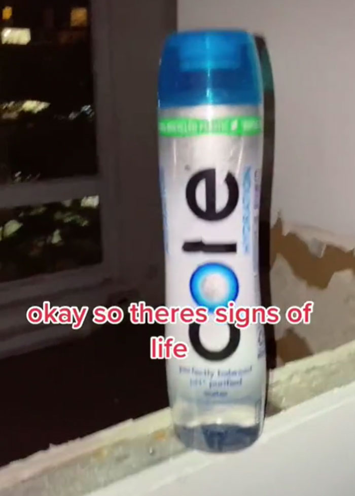 Woman Discovers A Hole Behind Her Bathroom Mirror - Decides To Go In And Finds An Entire Apartment