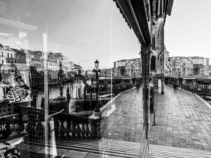 Venetian Lockdown