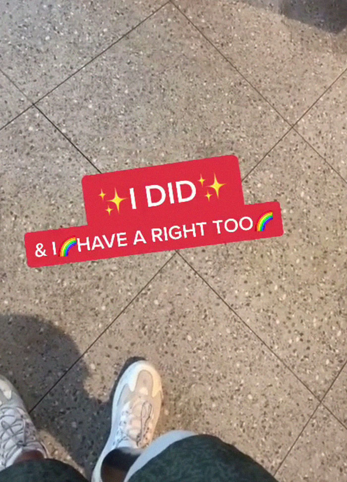 Guy With One Leg Gets Questioned About Parking In A Handicapped Spot, So He Then Confronts The 'Karen'