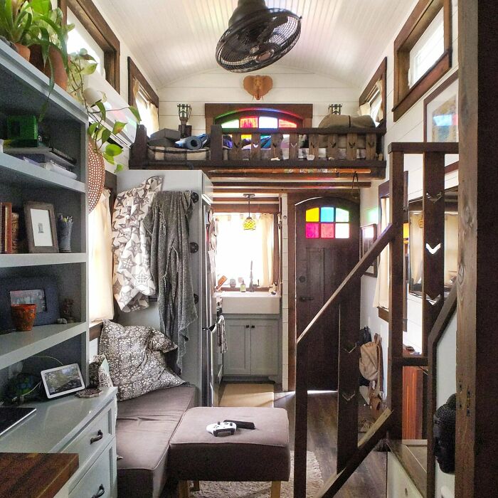 Man Lives On His Own Private Island In Florida And Here's How His Life Looks