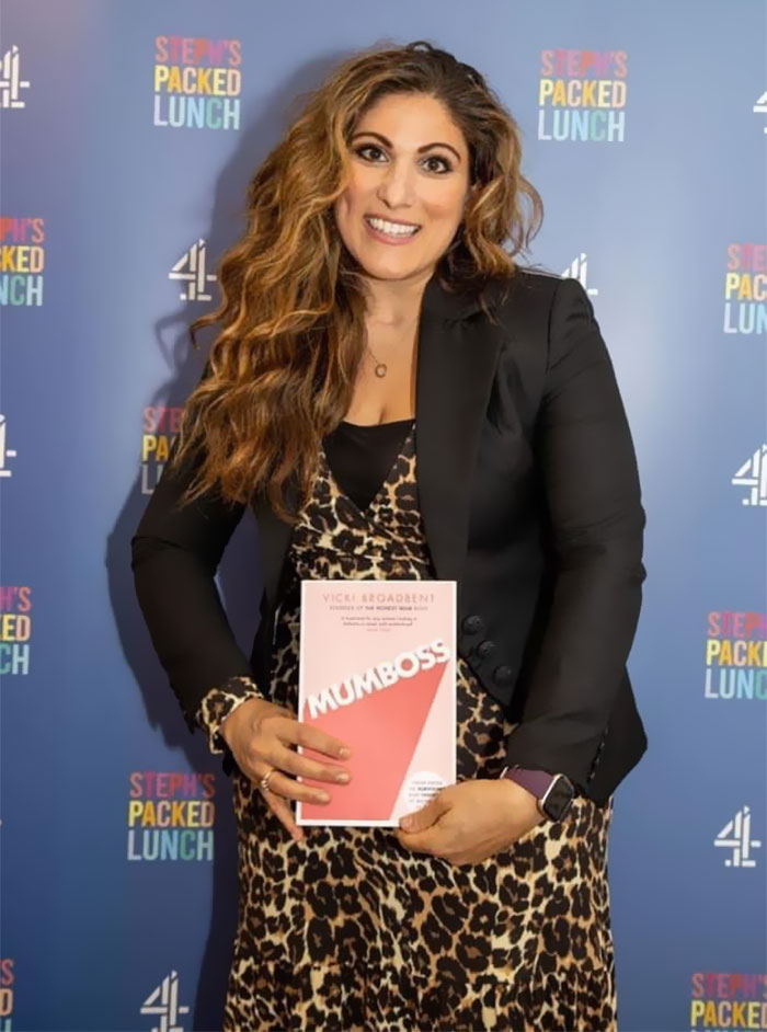 Mom Finds A Hilarious Way To Deal With Her Kids' Mess Without Nagging Them, Other Parents Share Their Tactics Too Mom Finds A Hilarious Way To Deal With Her Kids' Mess Without Nagging Them, Other Parents Share Their Tactics Too