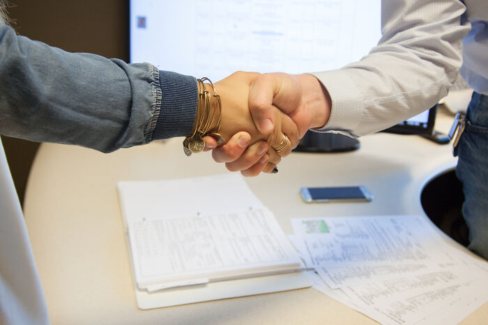 40 Of The Best Answers To “What Is One 'Unwritten Rule' You Think Everyone Should Know And Follow?”