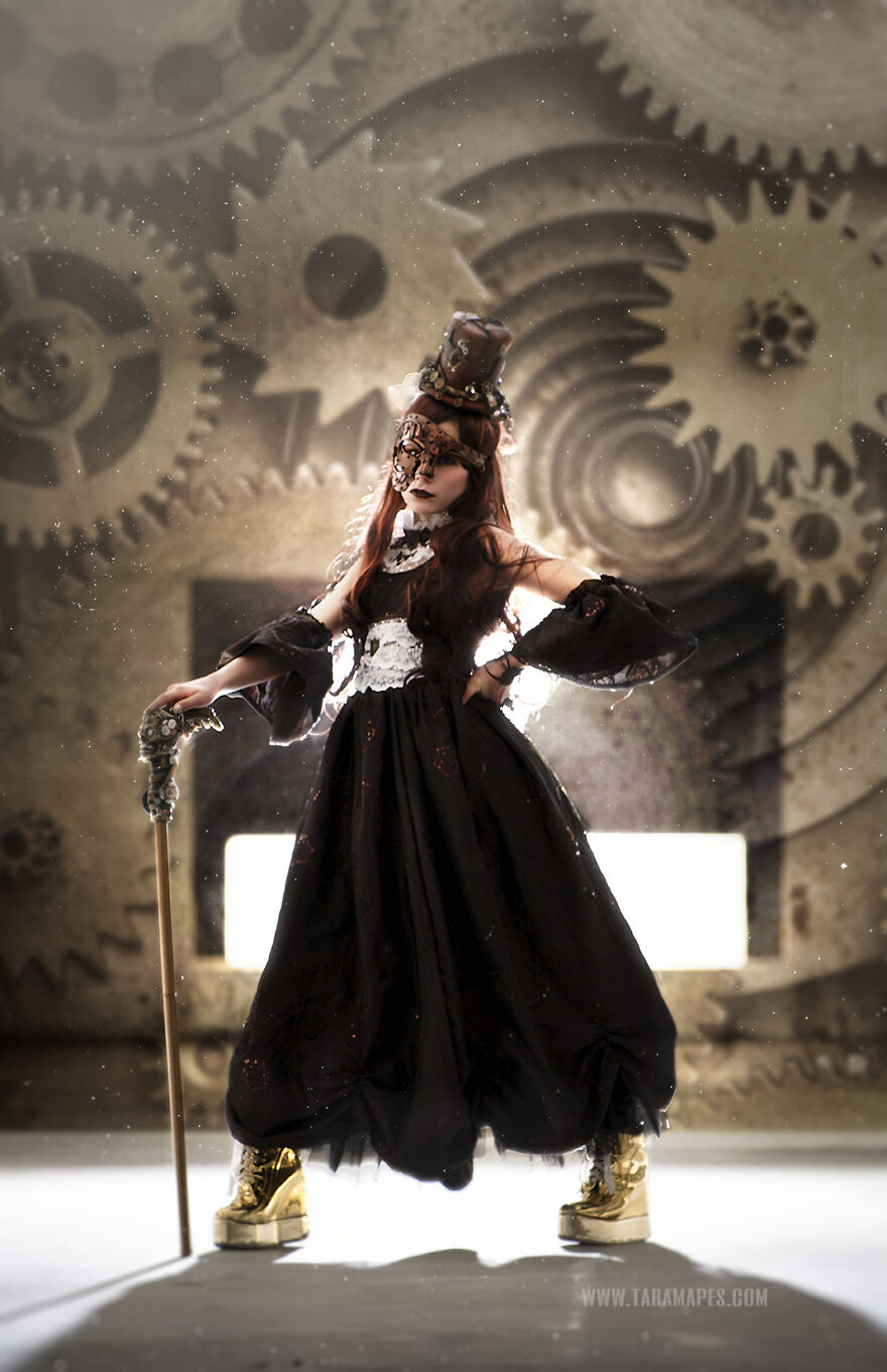 I Found An Old Warehouse In Cincinnati To Create Steampunk Pics (19 Pics)