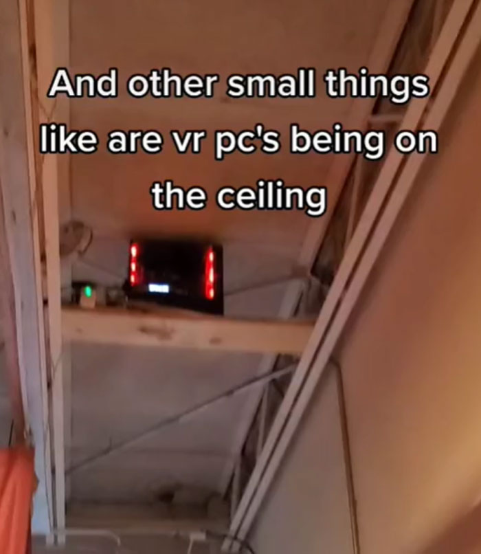 Parents Buy This School As A House For Their Family, Son Films What It's Like To Live There Parents Buy This School As A House For Their Family, Son Films What It's Like To Live There