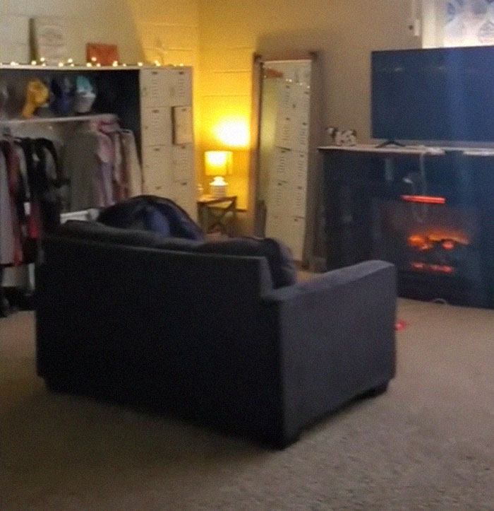 Parents Buy This School As A House For Their Family, Son Films What It's Like To Live There Parents Buy This School As A House For Their Family, Son Films What It's Like To Live There