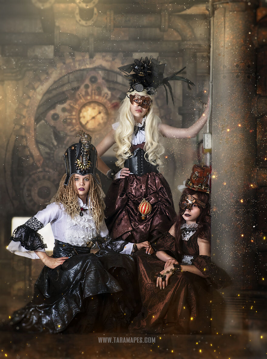 I Found An Old Warehouse In Cincinnati To Create Steampunk Pics (19 Pics)