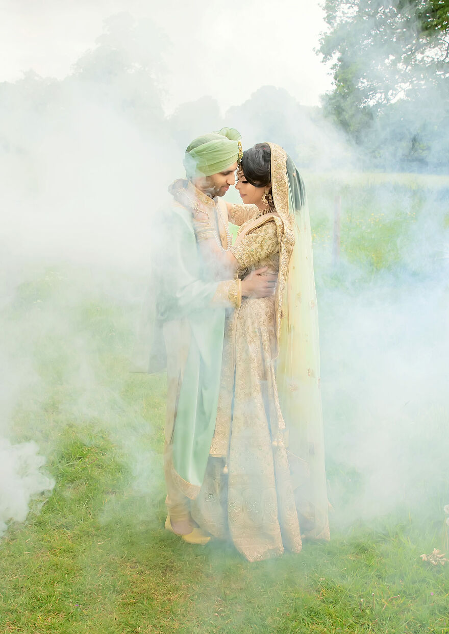 Aneeka And Jaisal Celebrate Their Gujarati Hindu Wedding At Hilton Syon Park Aneeka And Jaisal Celebrate Their Gujarati Hindu Wedding At Hilton Syon Park