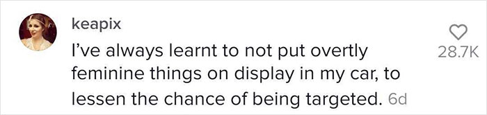 Woman Finds A Bizarre Wire Left On This Car's Door, Another Man Explains That This Means Nothing Good, Goes Viral