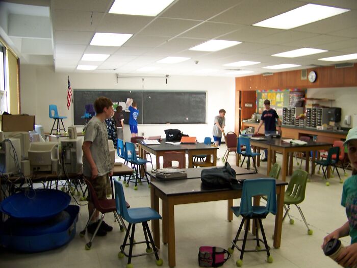 11 Wholesome Analyses By A Teacher Of His 1st Graders’ Answers To What They’d Do As Presidents Of The World