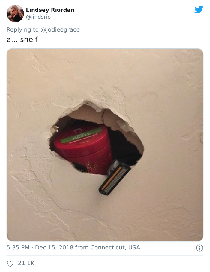 Weirdest-Thing-Boyfriend-Bathroom-Toilet-Twitter