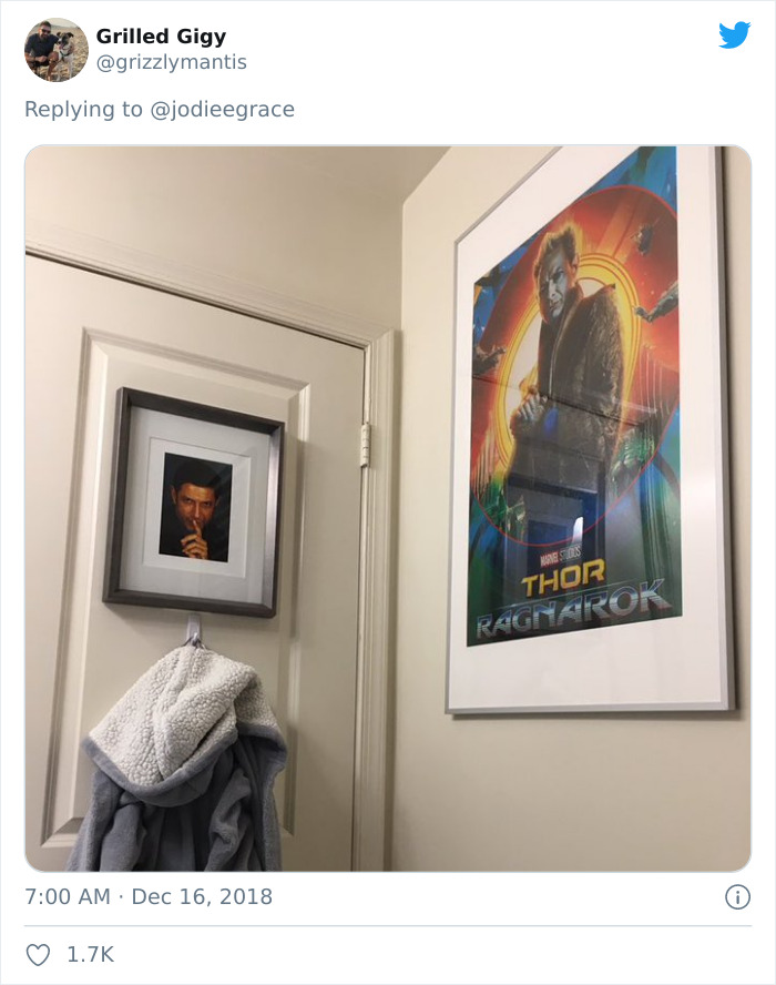 Weirdest-Thing-Boyfriend-Bathroom-Toilet-Twitter