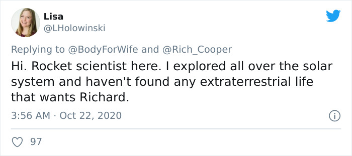 The Professionals Of Twitter Clap Back At An Entrepreneur Who Thinks That Abs On Women Look “Gross” The Professionals Of Twitter Clap Back At An Entrepreneur Who Thinks That Abs On Women Look “Gross”