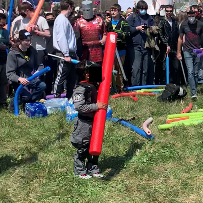 Dozens Of People Named Josh Join Friendly Battle For Naming Rights, Tumblr User Recaps It Dozens Of People Named Josh Join Friendly Battle For Naming Rights, Tumblr User Recaps It