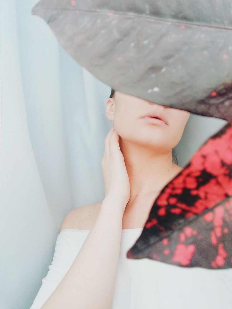 My "Autoportrait" Photography Series To Convey My Feelings Towards Art