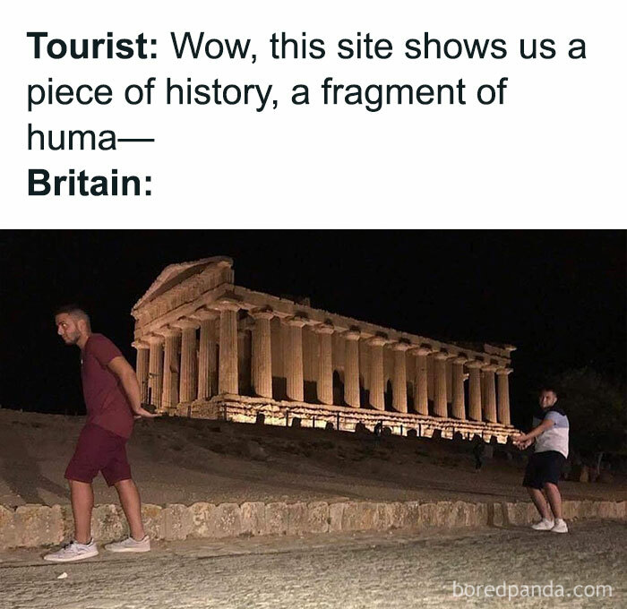 🔥👉s W I P E 👉🔥to Learn The History Behind The Meme
•
•
•
•
👉 Follow @historymemes_explained For More Memes With Interesting Explanations!