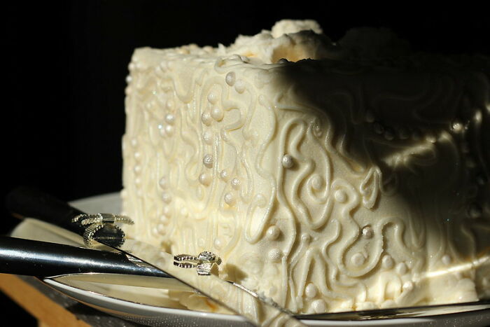 30 Wedding Traditions People In This Online Group Chose Or Would Choose To Ditch