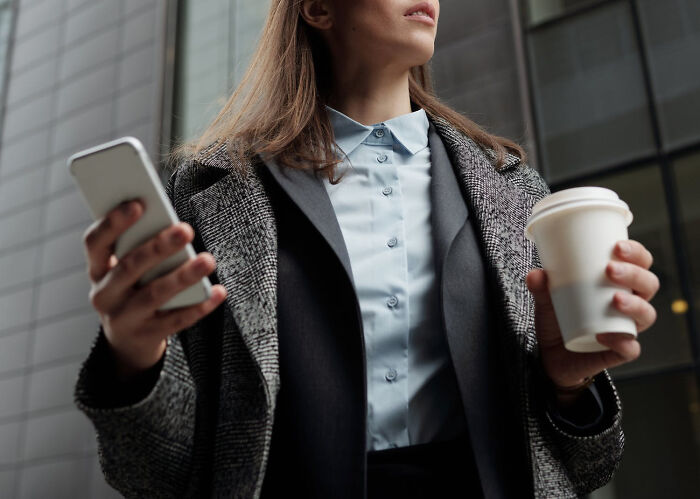 Women Are Calling Out 40 “Female Experiences” That Have Been Normalized By Society But Are In Fact Really Messed Up