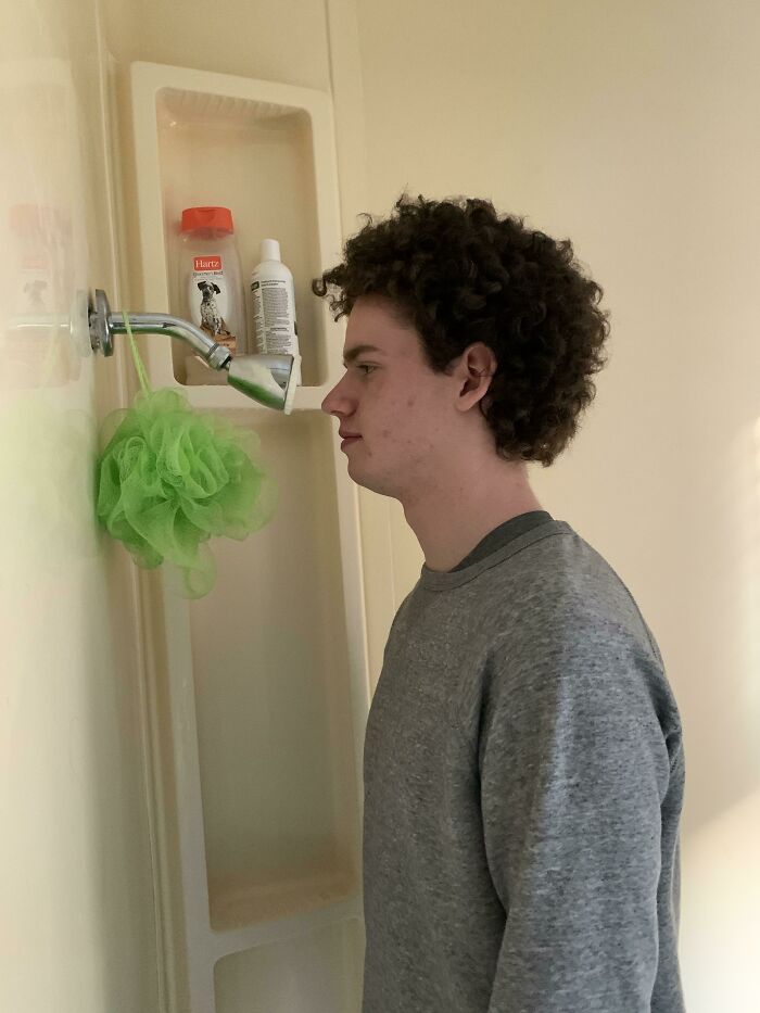 My Buddy’s Parents Renovated Their Bathroom When He Left For College. They Don’t Know Why He Doesn’t Like Coming Home Anymore...