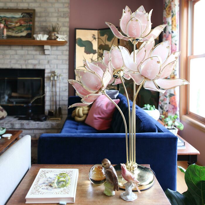 This Behemoth 80s Lotus Lamp Was A Literal Haul... Its Huge! Brass, Pink, 80s And Floral Are My Weaknesses