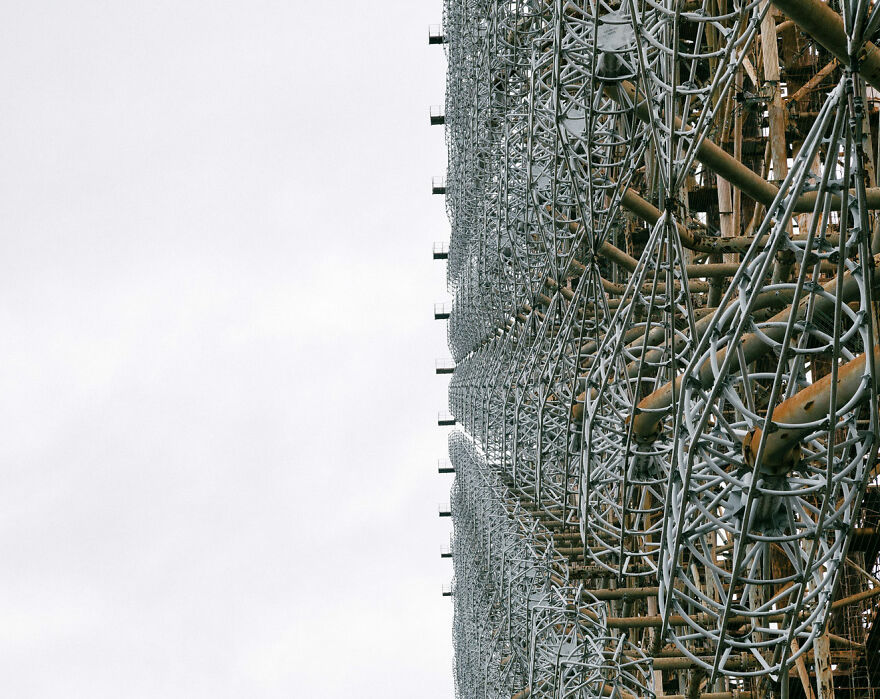 Neither Below Nor Above