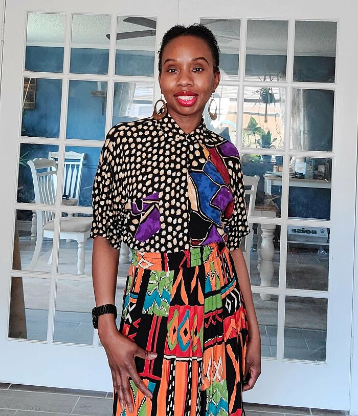 Continuing My Quest To Cosplay Like A 90s Sitcom Character In My Fully Thrifted Outfit. Top Was $3.99 And Skirt Was $1!