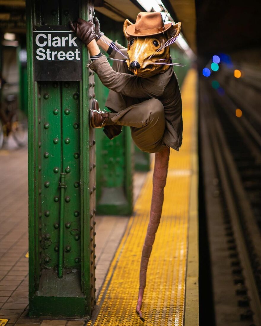 A Photographer Takes Pictures Of Random People On The Subway And The Result Is Incredible