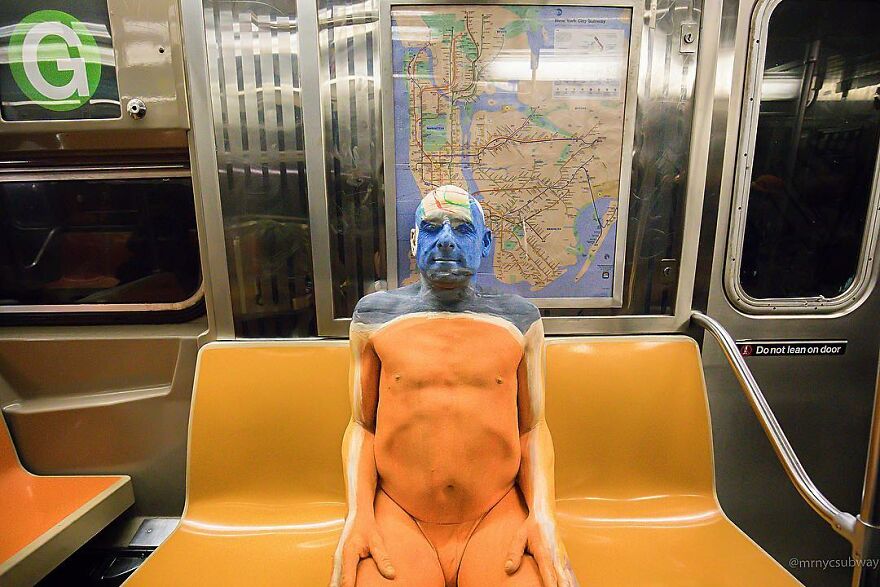 A Photographer Takes Pictures Of Random People On The Subway And The Result Is Incredible