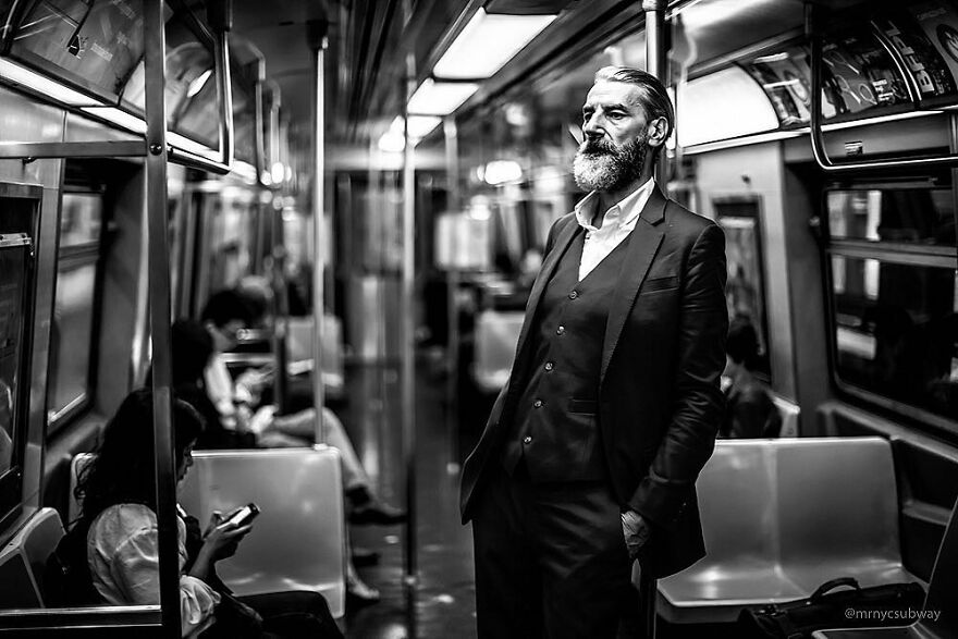 A Photographer Takes Pictures Of Random People On The Subway And The Result Is Incredible