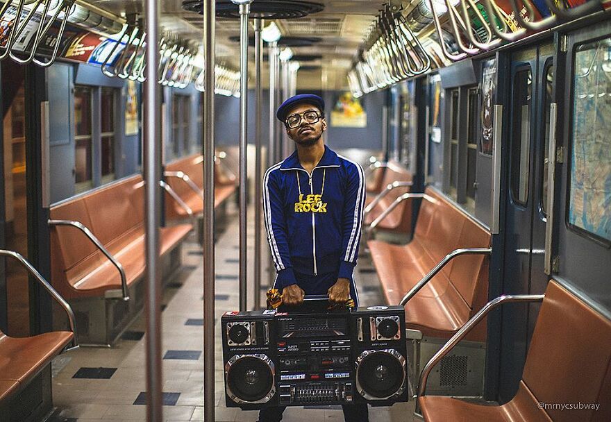 A Photographer Takes Pictures Of Random People On The Subway And The Result Is Incredible