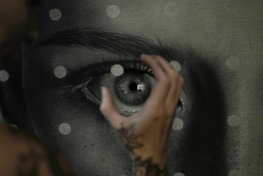 Soooo My Solo Works Ship Out Today... On Friday 13th 😧.... From Canada To Germany.
it’s Just Day Right? Like Any Other Day.. Right?
my Babies Are Totally Gonna Be Okay, And Arrive Alive, Right????
#notatimetobesuperstitious #fridaythe13th
•
progress Shot Of One Of My Paintings For The Show. 👀 Oil On Linen.
#thedonkeysbelly