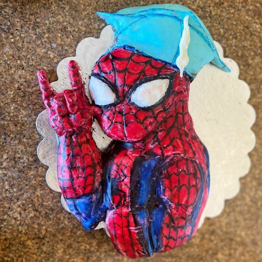 If Spider-Man Graduated From @columbia... (Graduation Cake For @turley17young )🥳🎓
.
.
chocolate Cake With Chocolate Fudge Buttercream, Modeling Chocolate, And Cake Paints. Congrats To Everybody Graduating, And A Special Congrats To @turley17young. I’m So Proud. Thank You For Baking With Me Love 😘
.
.
#bake #baking #cake #graduation #graduationcake #spiderman #marvel #spidermancake #cakedecorating #superhero #food #chocolatecake #aapumpcakesandco 👻