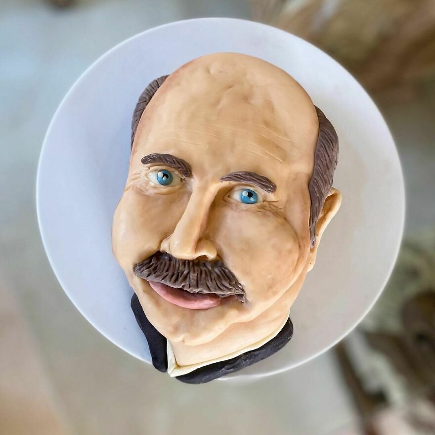 Dr. Phil Cake 🤠
yellow Butter Cake, Vanilla Buttercream, And Modeling Chocolate. Dr. Phil Would Be Proud Of His Nutritional Value :)
#cake #portrait #drphil #cakeart #artist #tiktok #bakingthursdays