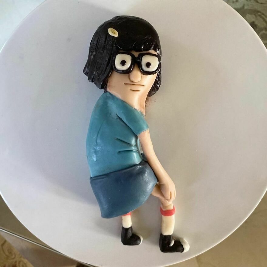 Uhhh Cake?
twerking Tina: Vanilla Cake, Fudge Frosting, Modeling Chocolate :)
#bobsburgers #tina #twerkingtina #cake #cakedecorating #cakeart #cakeartist #bakingthursdays
