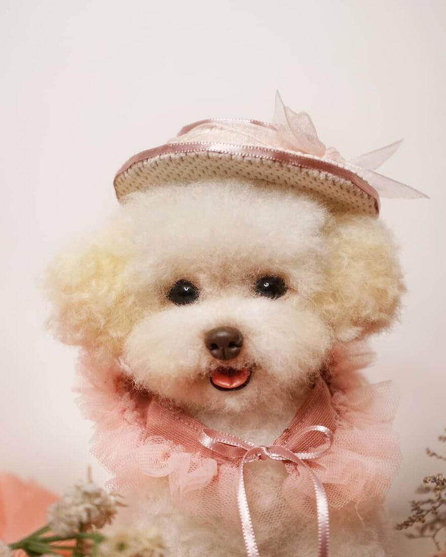 Do You Guys Love Me? ☺️
.
#reallookseriesmootomotto #mootomotto #poodleofinstagram
.
@fubiz