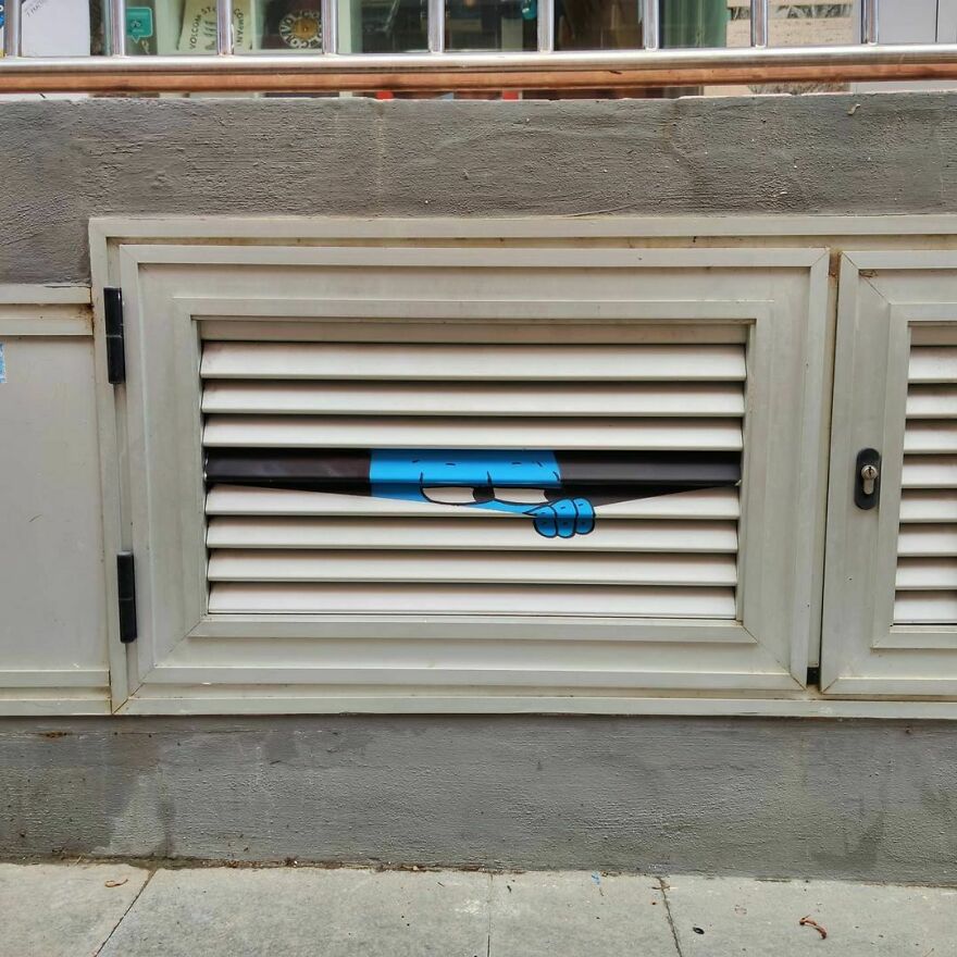 Me, Watching The World... For @festivalmueca
#oakoak #streetart #urbanintervention #art #urban #arturbain #wallart #tenerife #puertodelacruz #store #stencilart #stencil #funny #oaky #mueca #festivzlmueca