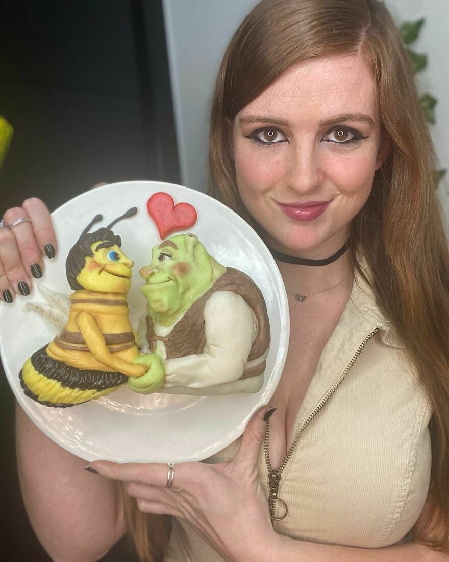 An Untold Dreamworks Love Story (Warning: Very Emotional) 💚😭
#shrek #barrybeebenson #shrekmemes #cakedecorating #cakeart #bakingthursdays