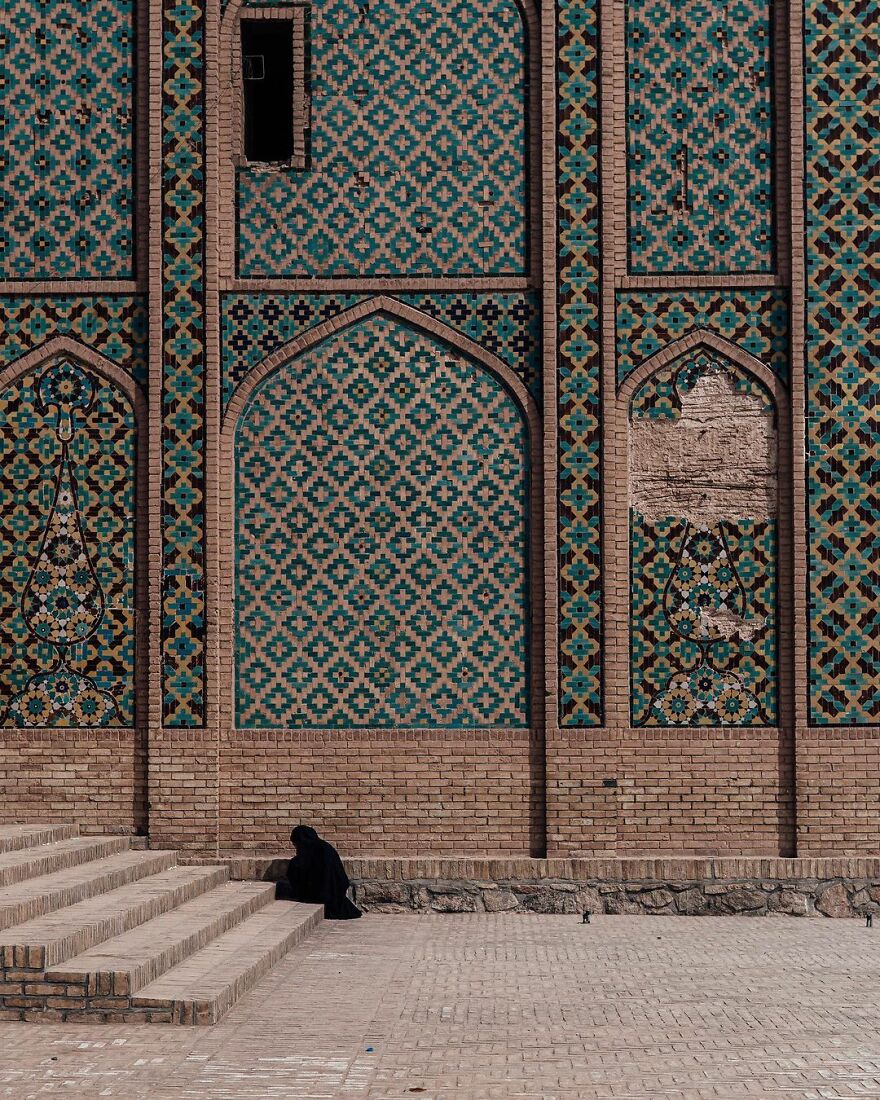 I Spend 15 Days In The Most Dangerous Country In The World, Spoiler Alert Is Not.