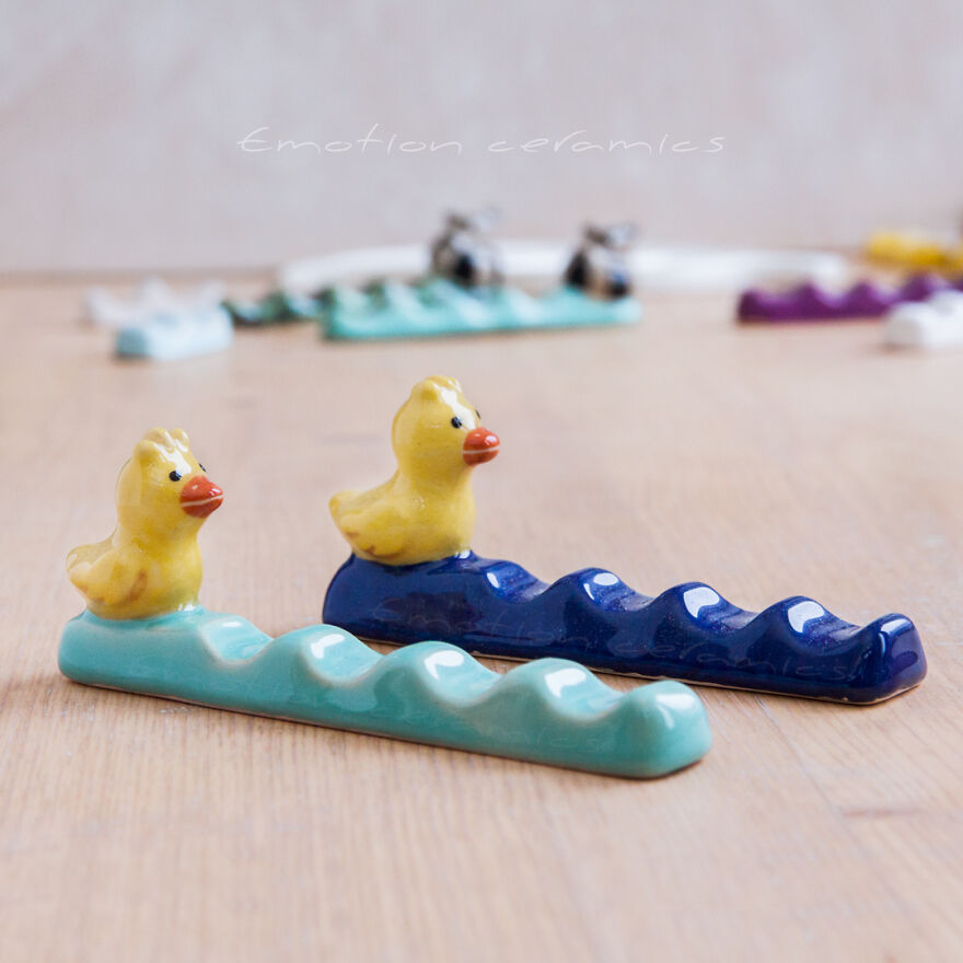 Brush Holder With Ducks