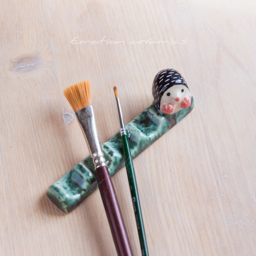 Brush Holder With Hedgehog