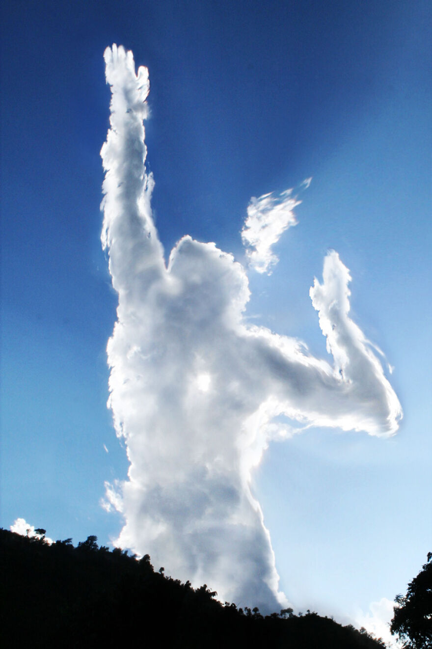 If You See Figures In Clouds, You Need To Know The Creativity Of These Artists