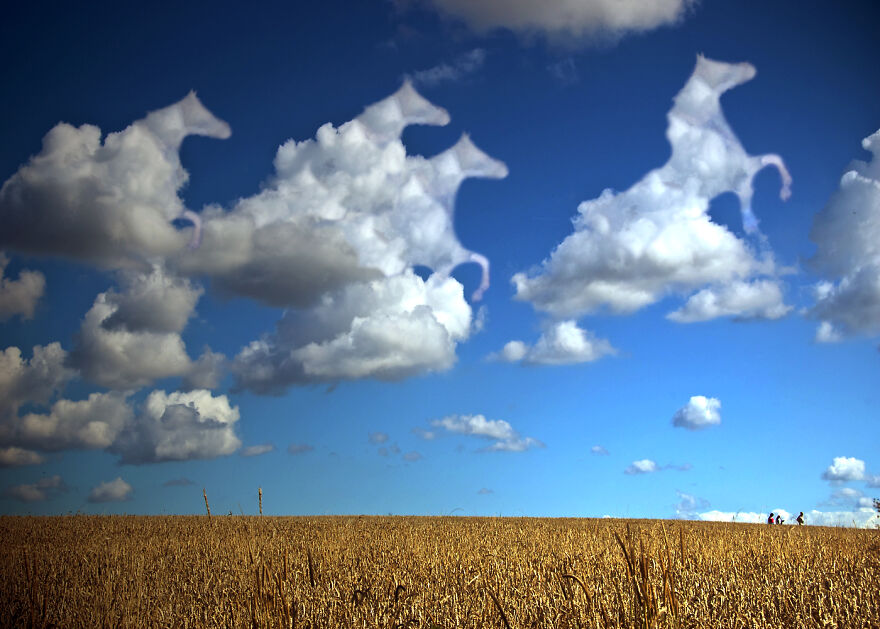 If You See Figures In Clouds, You Need To Know The Creativity Of These Artists