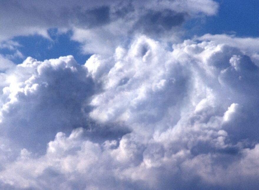 If You See Figures In Clouds, You Need To Know The Creativity Of These Artists