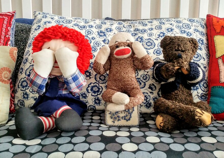 Since Covid Began, I Have Tried To Make My Wife Laugh Every Day By Creating Amusing Situations With A Sock Monkey. Here Are 40.