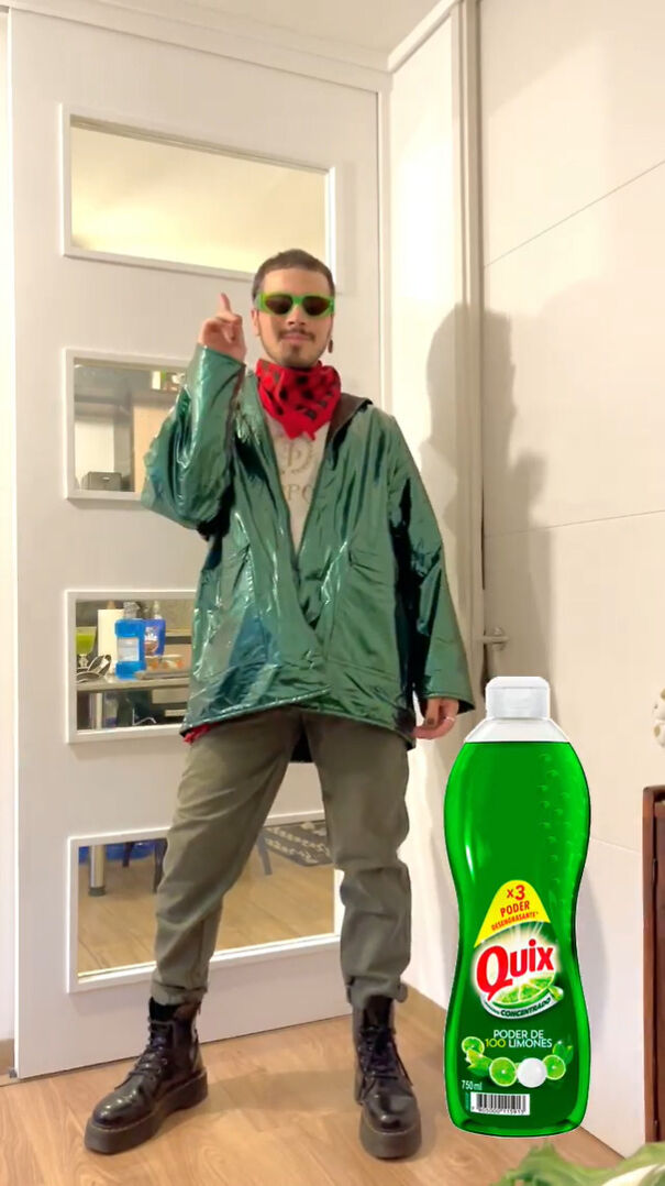 Fashion-Outfits-Inspired-By-Household-Items-Cleaning-Products-Felipe-Cavieres-Felicavieresv