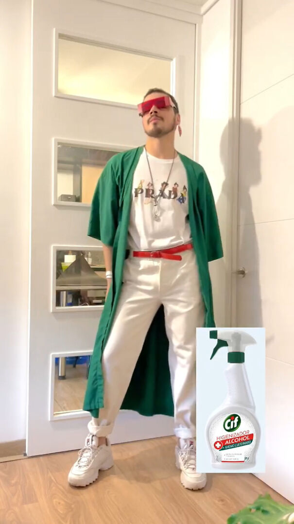 Fashion-Outfits-Inspired-By-Household-Items-Cleaning-Products-Felipe-Cavieres-Felicavieresv