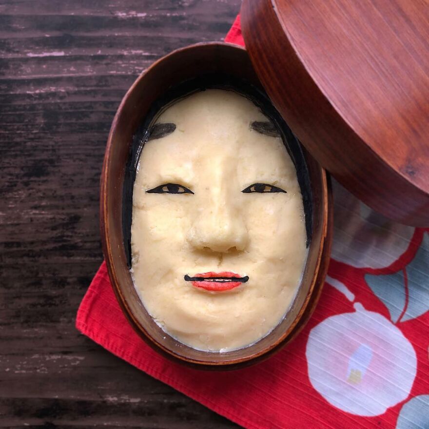 Wife Tirelessly Makes Art Every Day In Her Husband's Lunchboxes