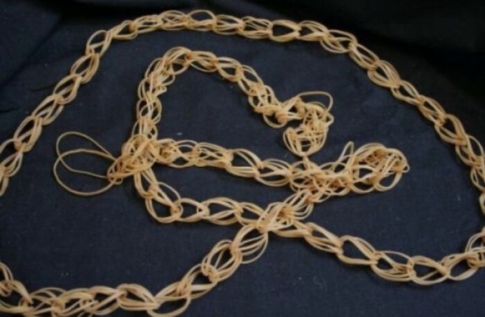 Girls Were Playing This All The Time During Recess - Chinese Jump Rope!