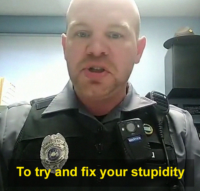 In This Viral Thread, This Policeman Calls Out Lazy Cops Who Pretend To 'Mistake' Guns For Tasers In This Viral Thread, This Policeman Calls Out Lazy Cops Who Pretend To 'Mistake' Guns For Tasers