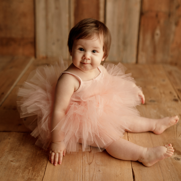 I Gave This Toddler A Photoshoot (11 Pics)