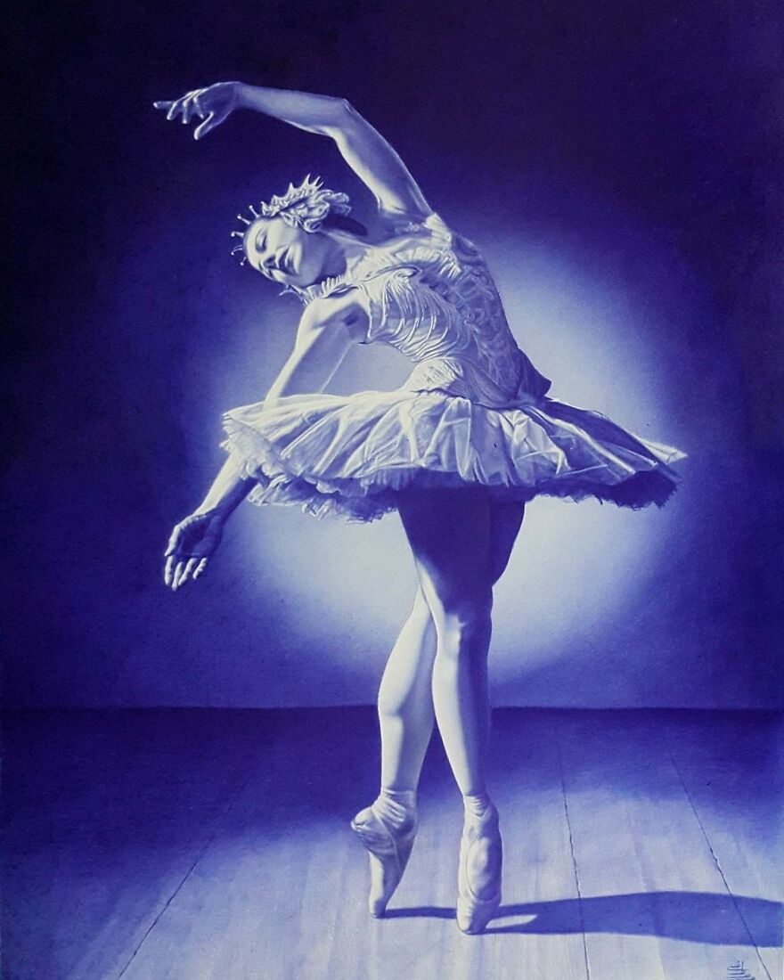 Realistic-Ballpoint-Pen-Drawings-Mostafa-Khodeir